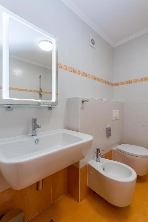 Edra Suite Apartment Ουμάγκ Εξωτερικό φωτογραφία
